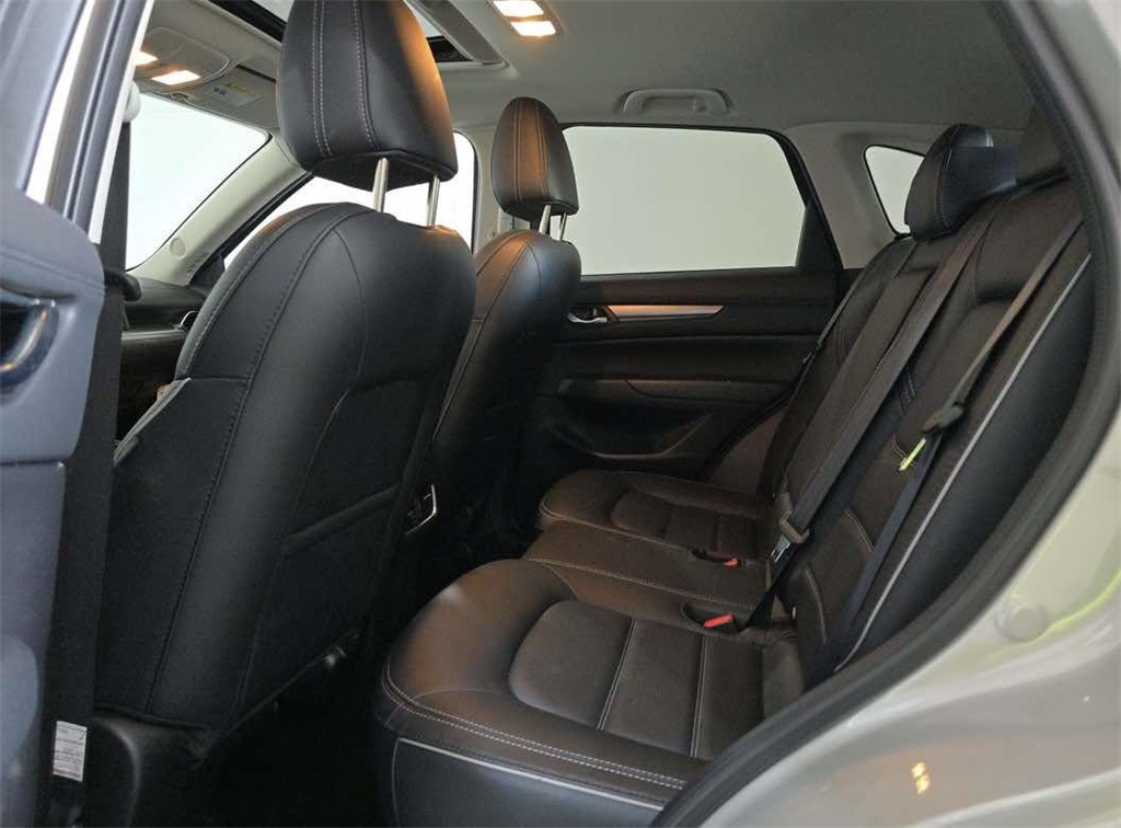 2025 Mazda CX-5 2.5 S Preferred photo 7