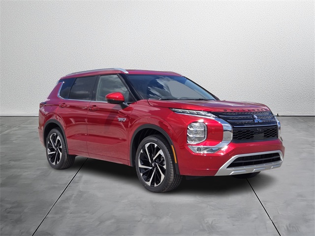 2025 Mitsubishi Outlander Plug-in Hybrid SEL's photo