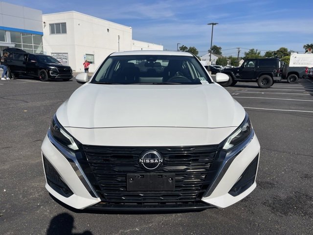 2023 Nissan Altima 2.5 SV photo 2