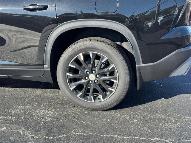 2026 Chevrolet Traverse photo 4