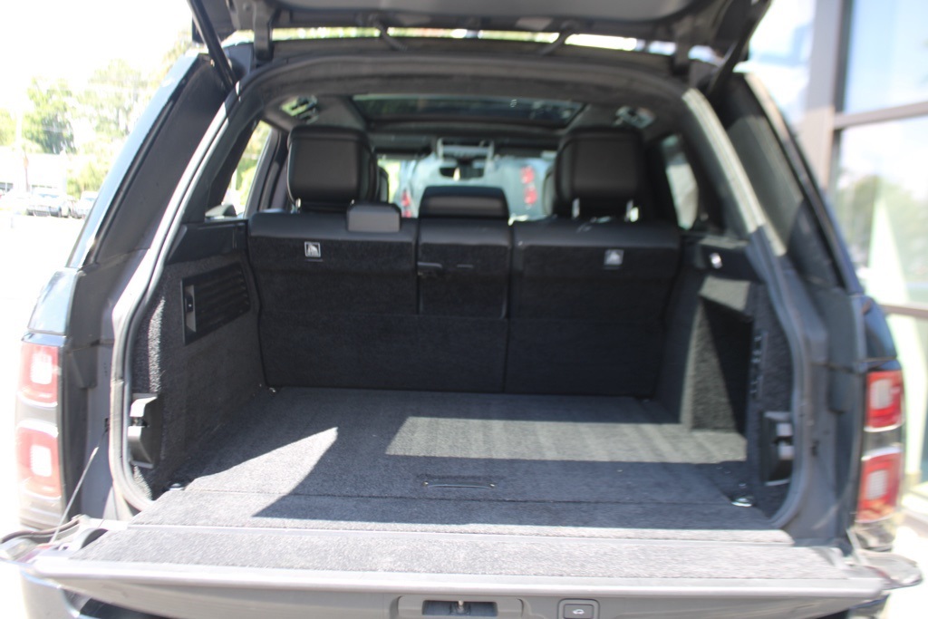 2021 Land Rover Range Rover Autobiography photo 32