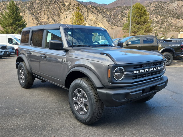 2025 Ford Bronco 4-Door Big Bend's photo