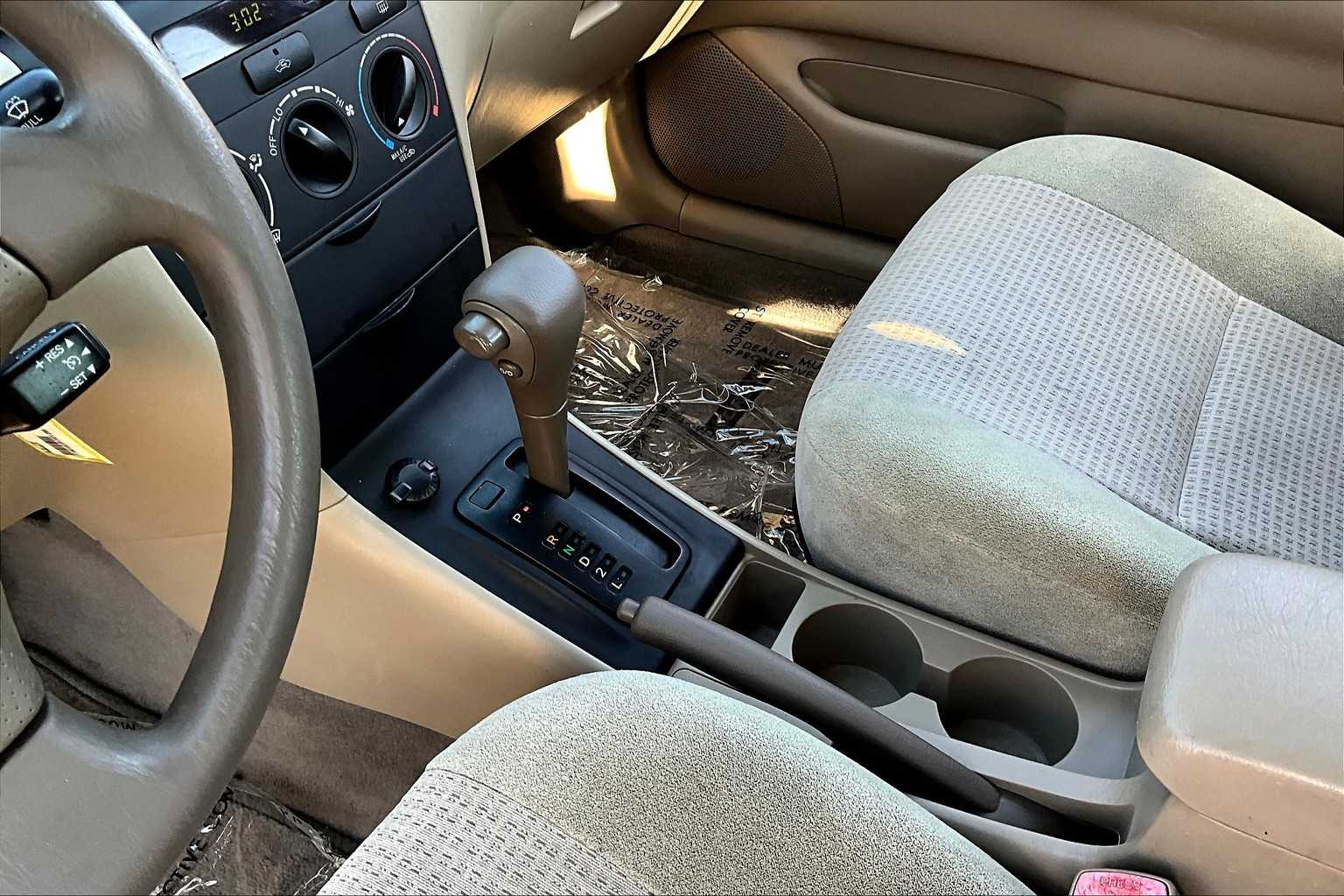 2008 Toyota Corolla CE photo 15