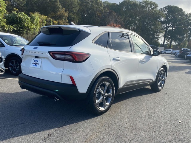 2025 Ford Escape ST-Line photo 3