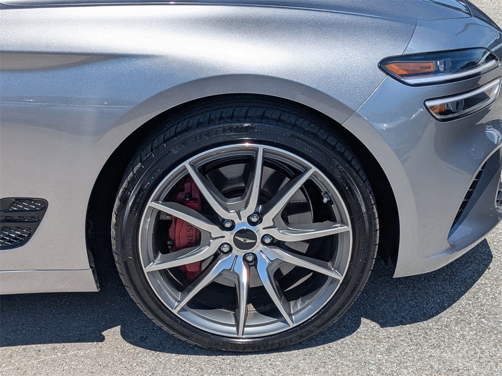 2025 Genesis G70 2.5T Sport Prestige photo 11