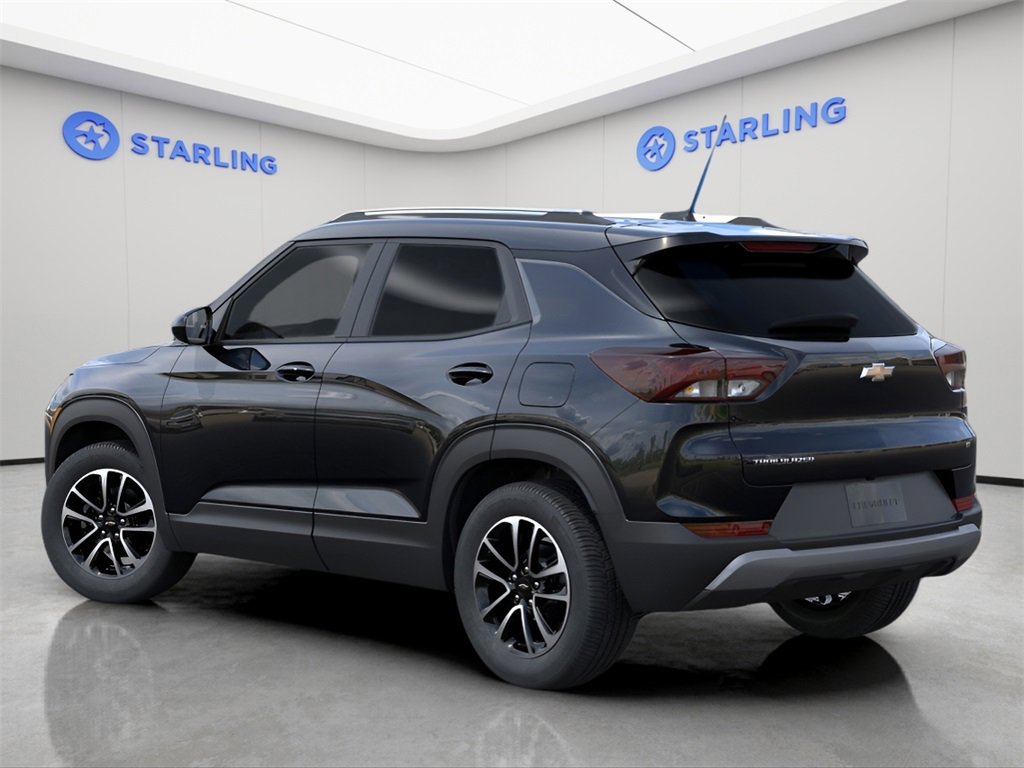 2026 Chevrolet Trailblazer LT photo 2