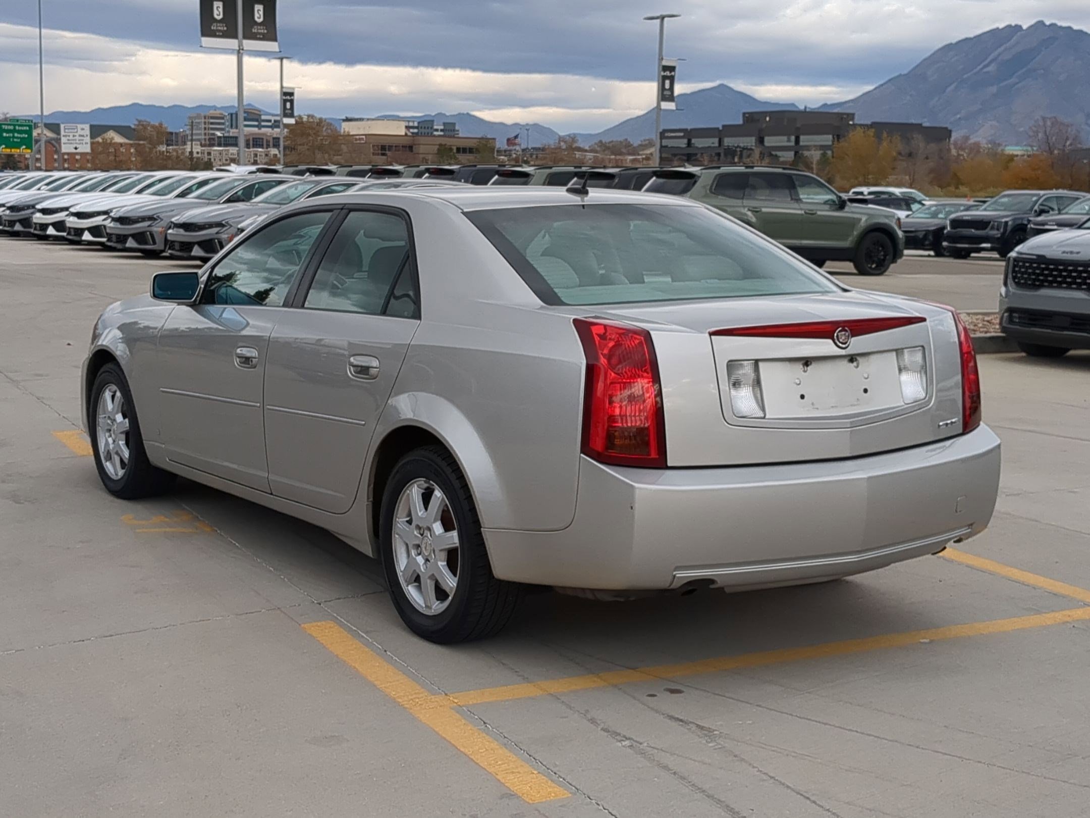 2007 Cadillac CTS Base photo 3
