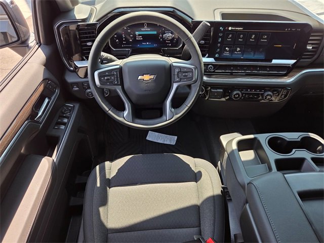 2026 Chevrolet Silverado 1500 LT photo 8