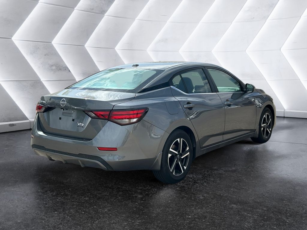 2025 Nissan Sentra SV photo 4