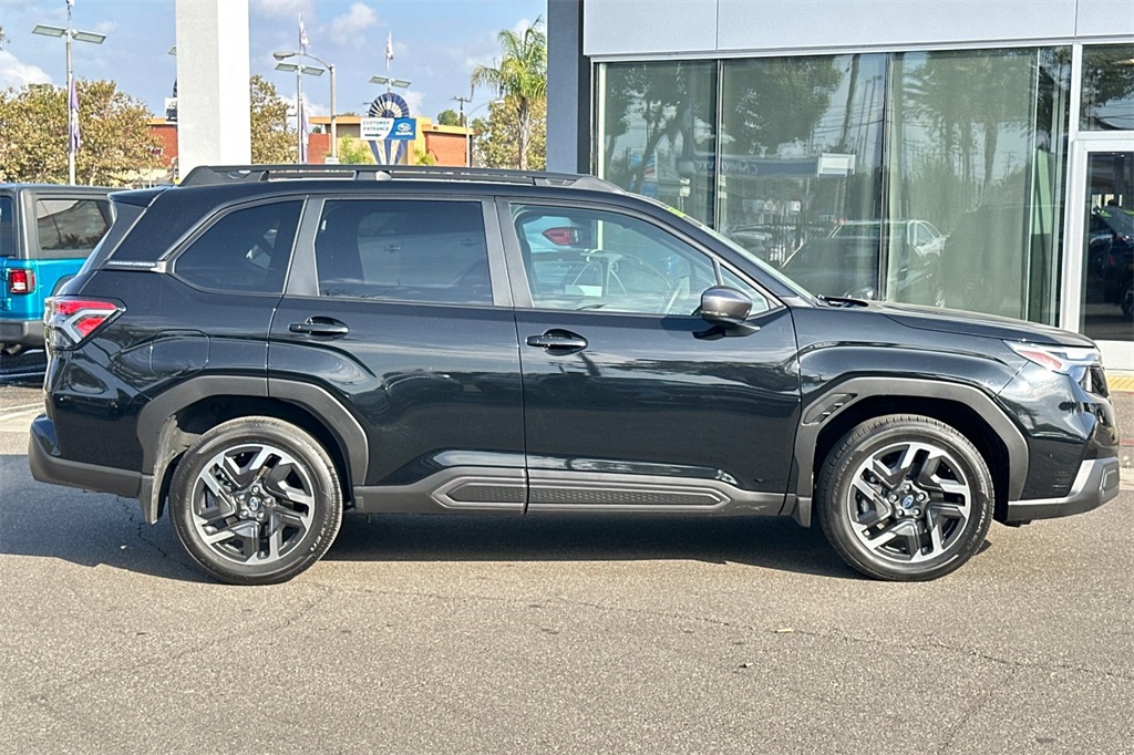 2025 Subaru Forester Limited photo 3