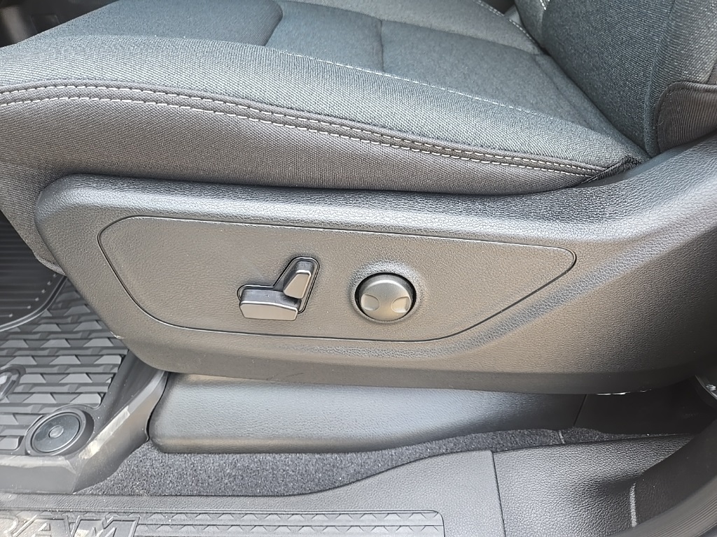 2026 Ram 1500 Big Horn Lone Star photo 33