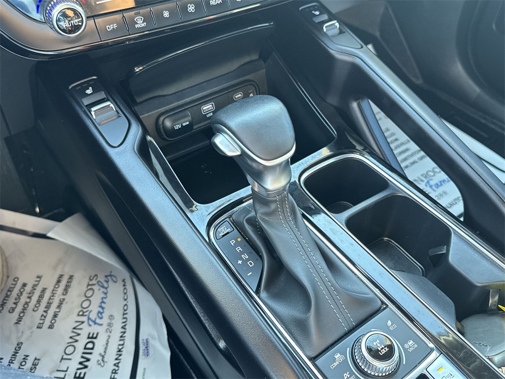 2024 Kia Telluride S photo 25