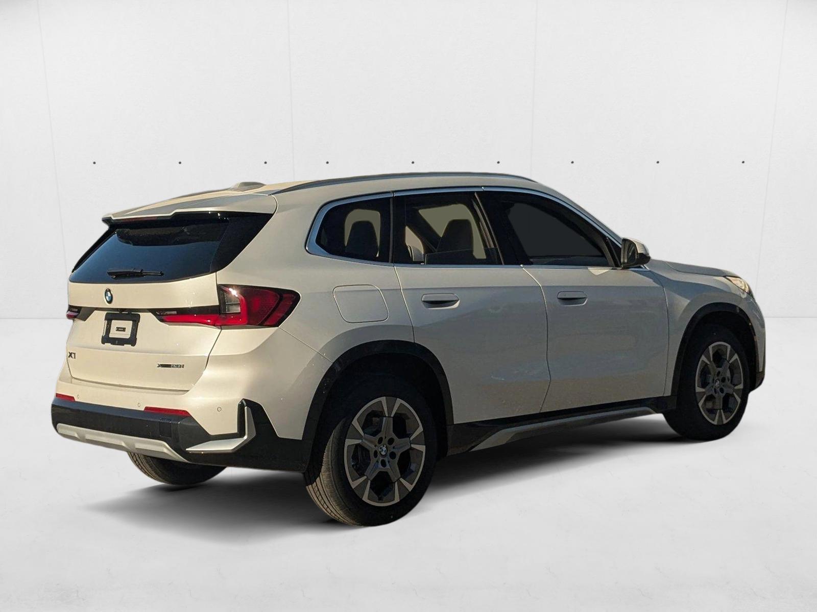 2025 Bmw X1 XDrive28i photo 2