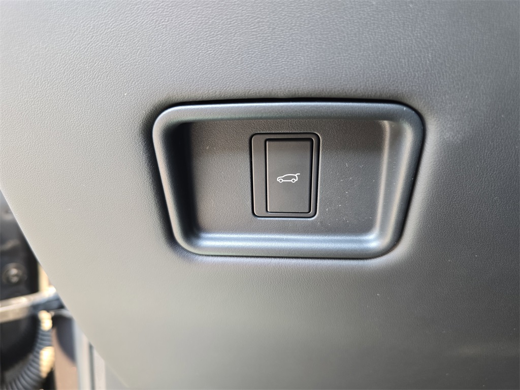 2025 Land Rover Range Rover SE photo 26