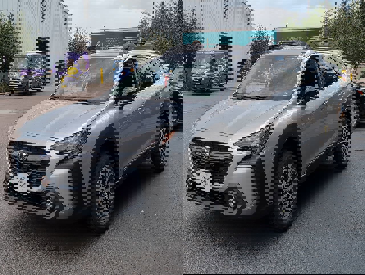 2025 Subaru Outback Premium photo 2