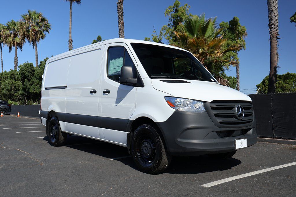 2025 Mercedes-Benz Sprinter Cargo Van Base's photo