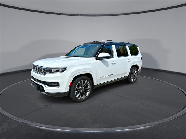 2022 Jeep Grand Wagoneer III photo 3