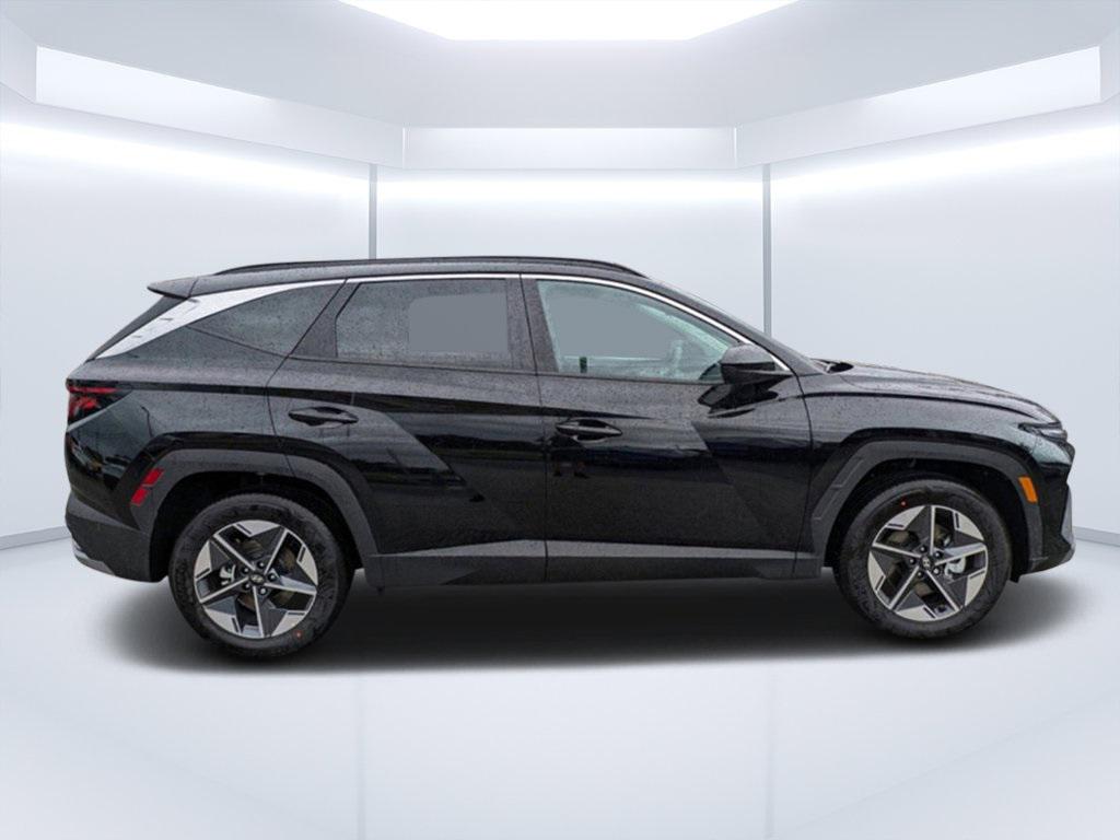 2025 Hyundai Tucson SEL photo 2