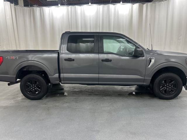 2023 Ford F-150 XLT photo 4