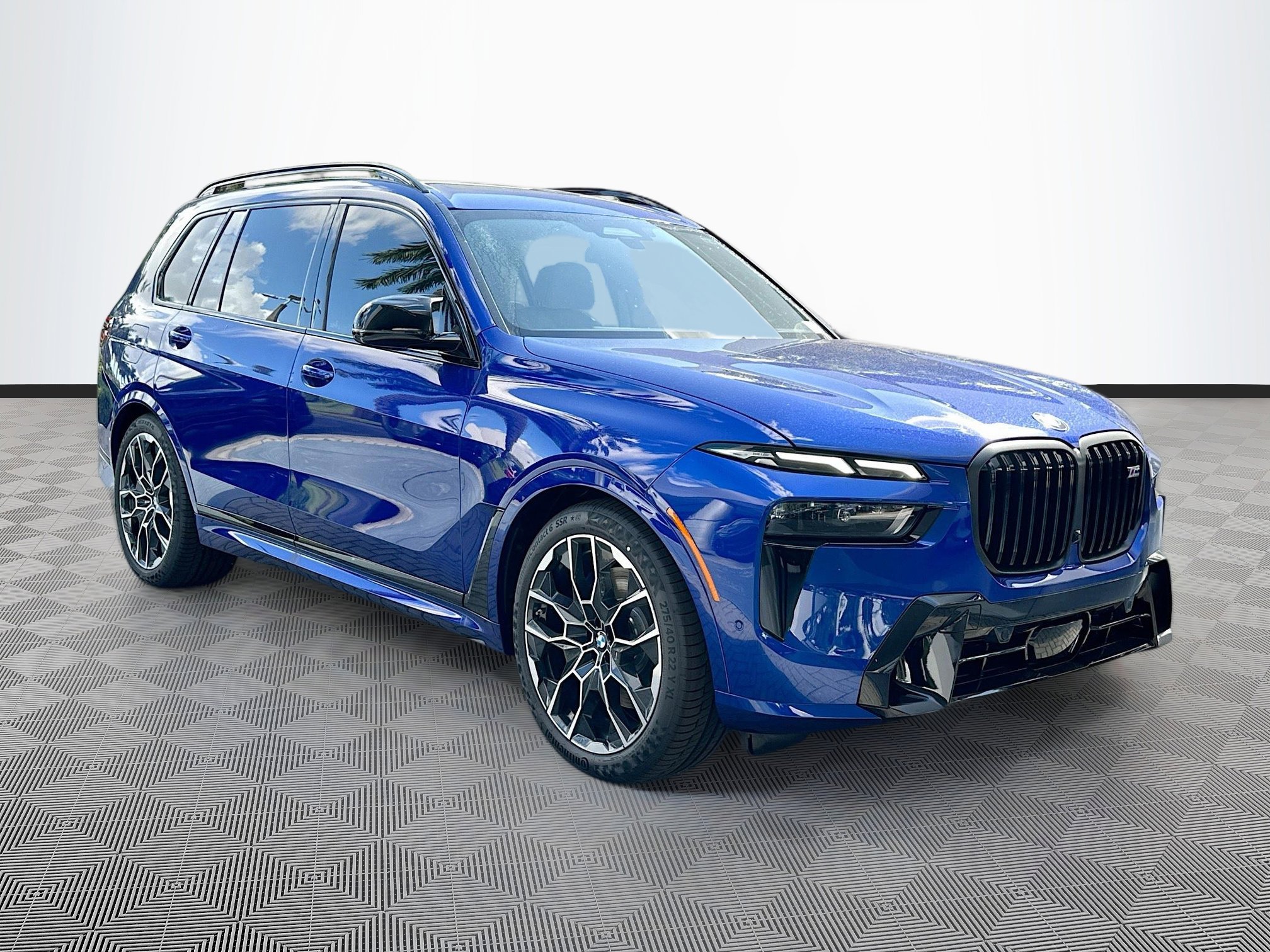 2026 BMW X7 M60i's photo