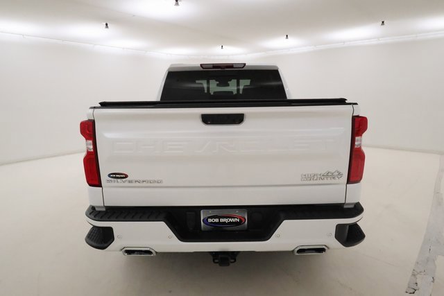 2022 Chevrolet Silverado 1500 High Country photo 4