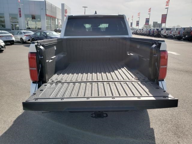 2025 Toyota Tacoma SR5 4x4 Double Cab photo 7