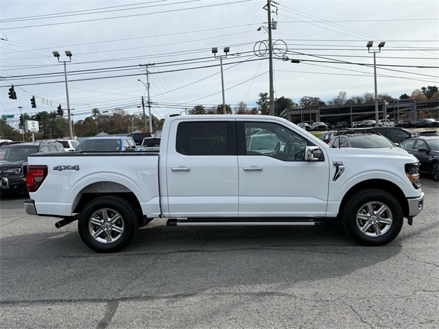 2025 Ford F-150 XLT photo 3