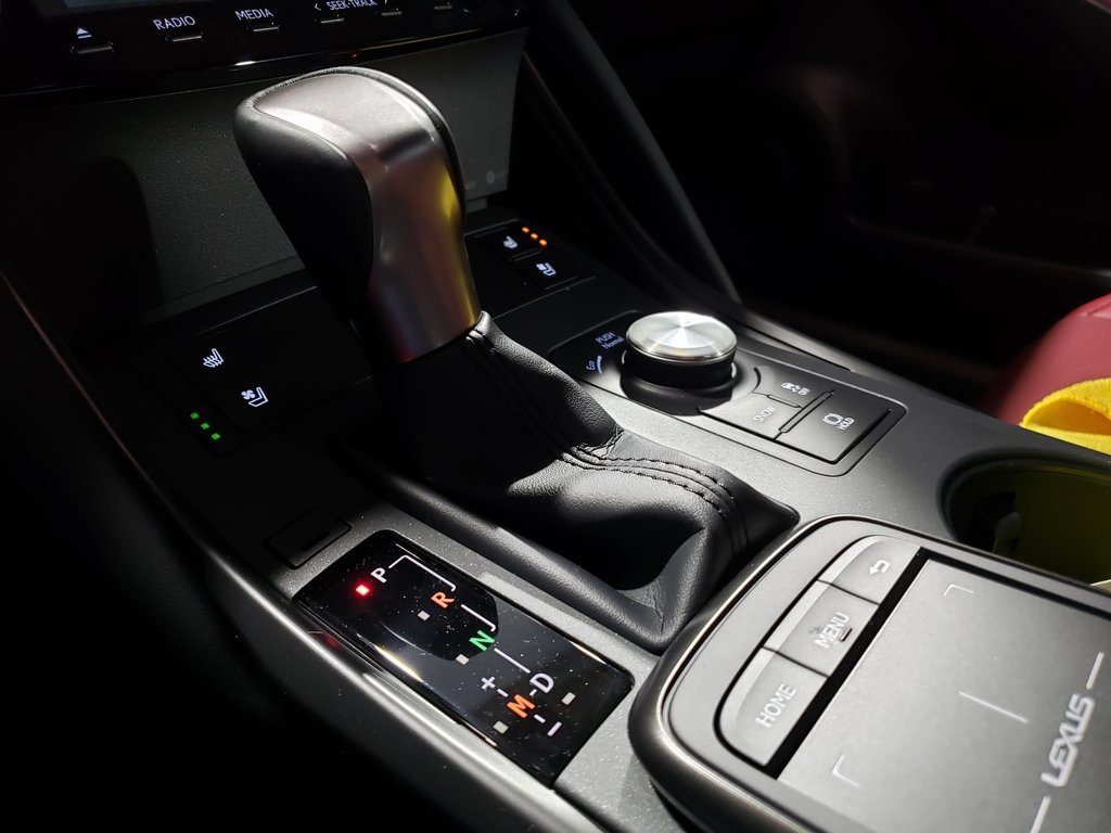 2025 Lexus IS 300 photo 20