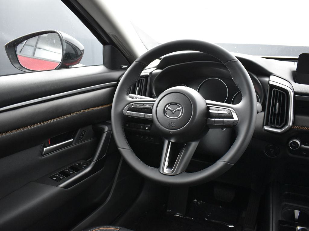 2025 Mazda CX-50 Premium photo 13