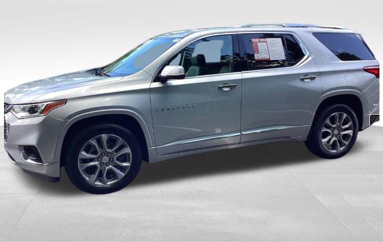 2021 Chevrolet Traverse Premier photo 7