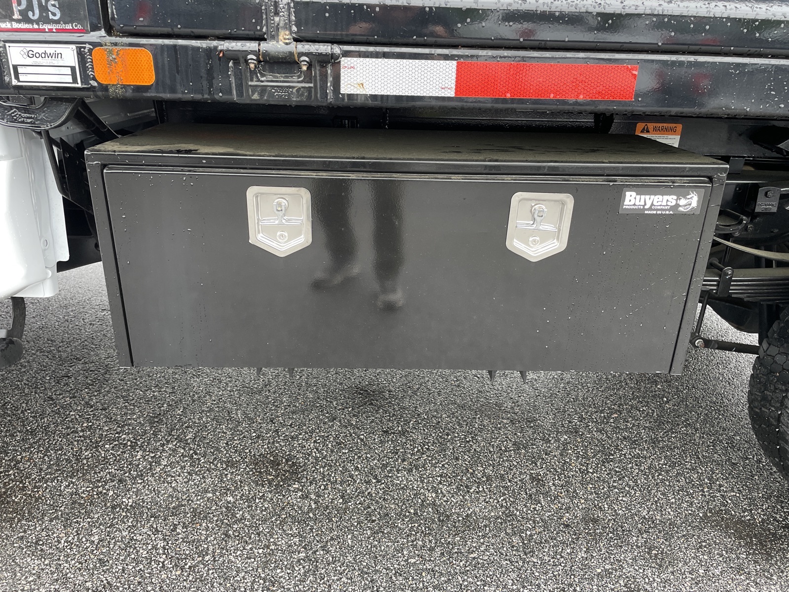 2024 Ford F-550 photo 15