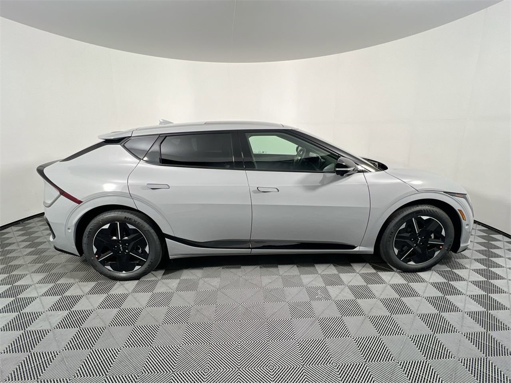 2025 Kia EV6 GT-Line photo 2