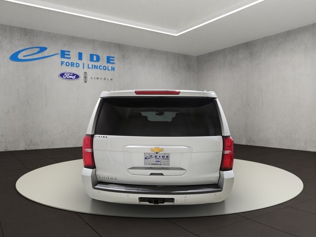 2020 Chevrolet Tahoe LT photo 3