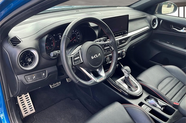 2023 Kia Forte GT photo 9