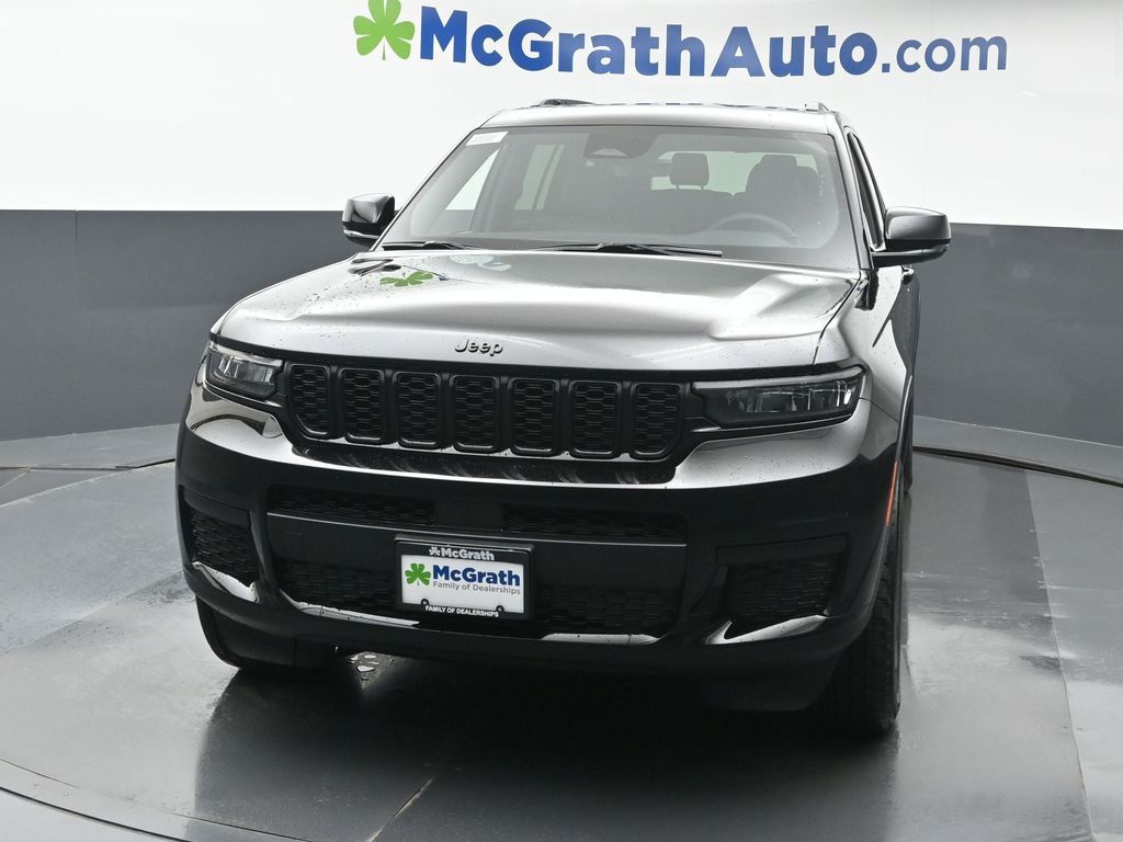 2025 Jeep Grand Cherokee Altitude X photo 3