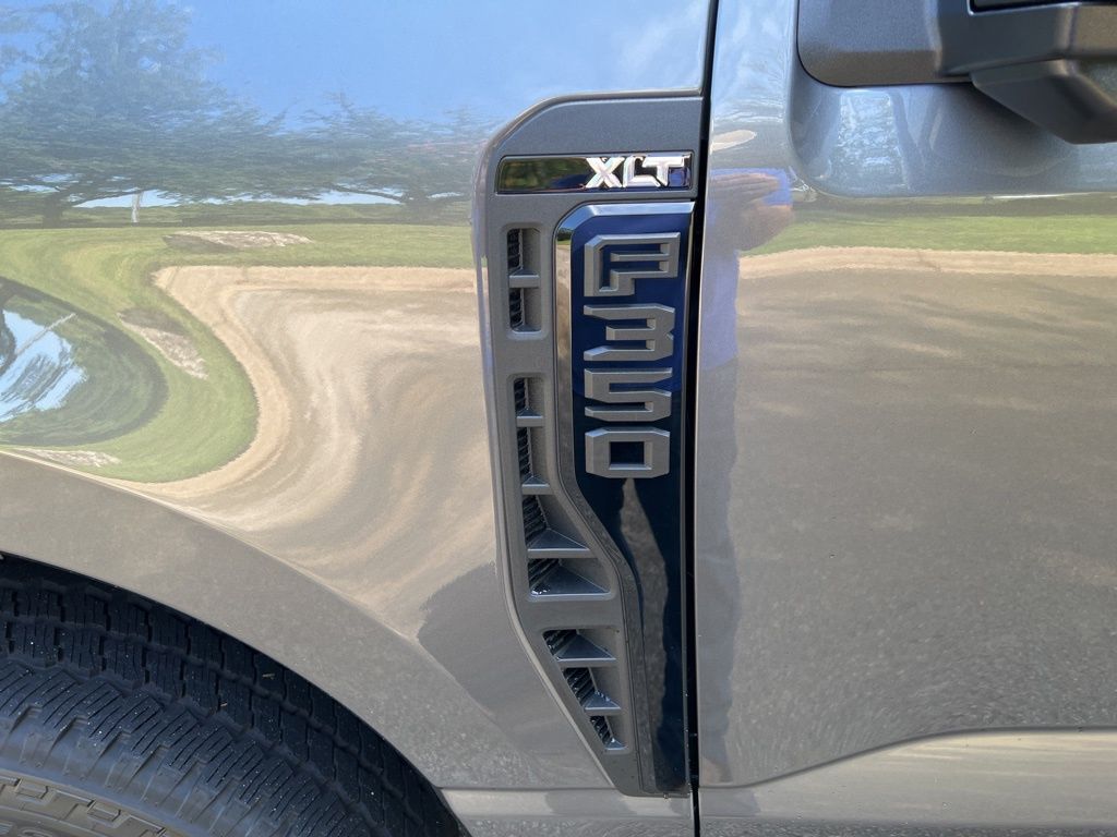 2026 Ford F-350 XLT photo 56