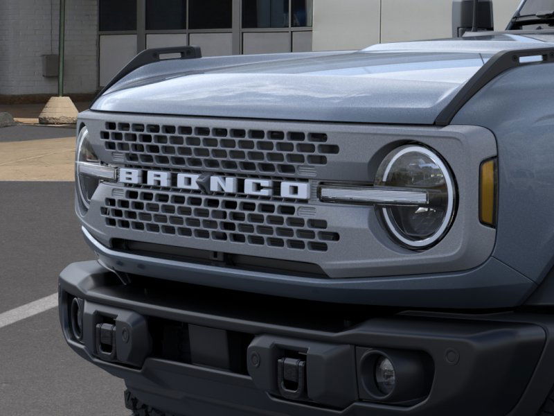 2025 Ford Bronco Badlands photo 17