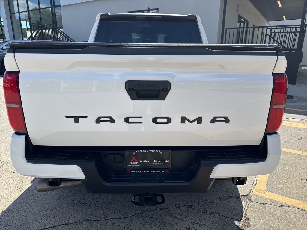 2024 Toyota Tacoma SR5 photo 6