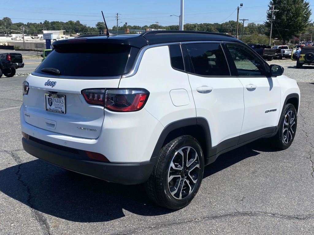 2024 Jeep Compass Limited photo 4