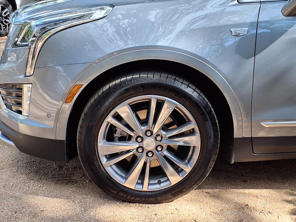 2025 Cadillac XT5 Premium Luxury photo 6