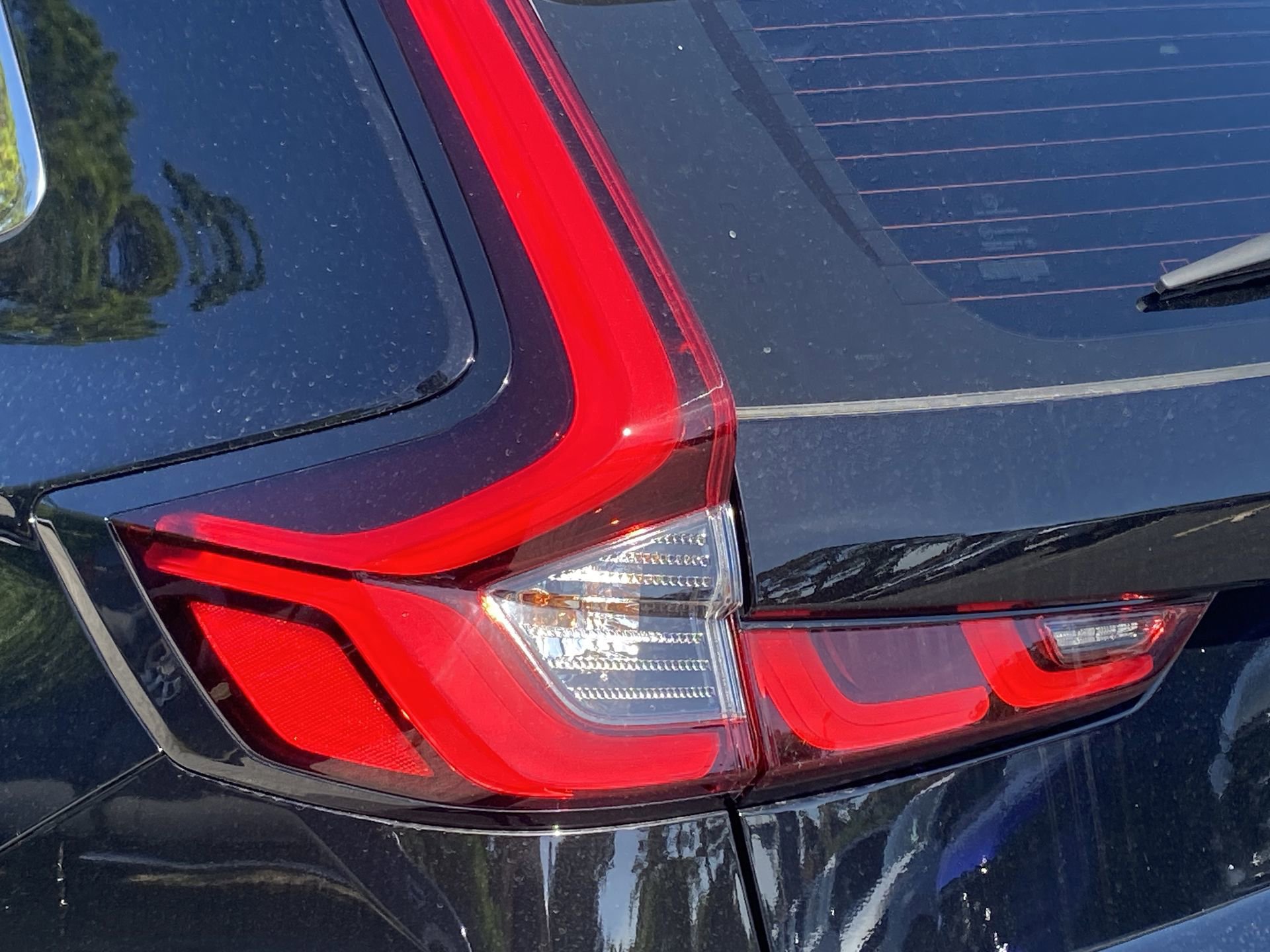 2025 Honda CR-V LX photo 4