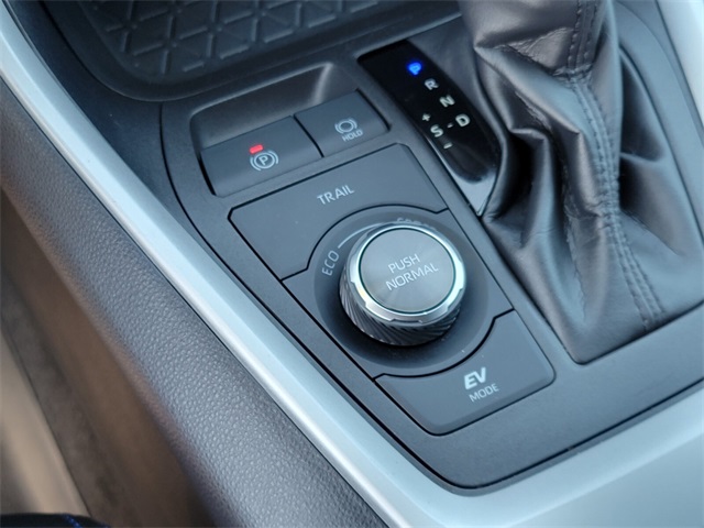 2022 Toyota RAV4 Hybrid XSE photo 25