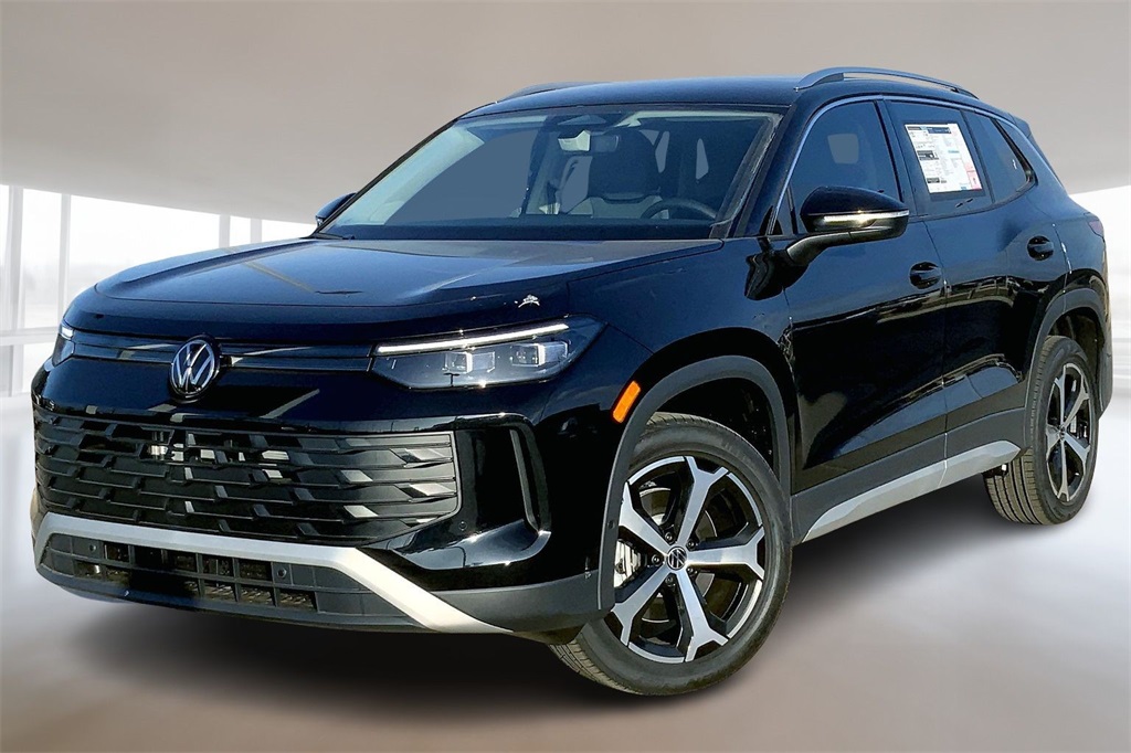 2026 Volkswagen Tiguan SE's photo