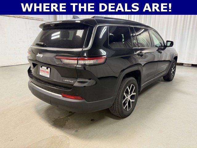 2024 Jeep Grand Cherokee Limited photo 2