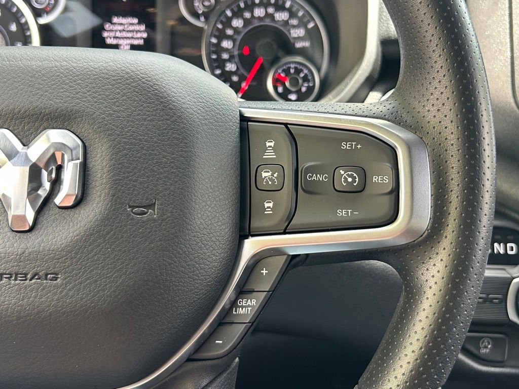 2025 Ram 1500 Tradesman photo 37