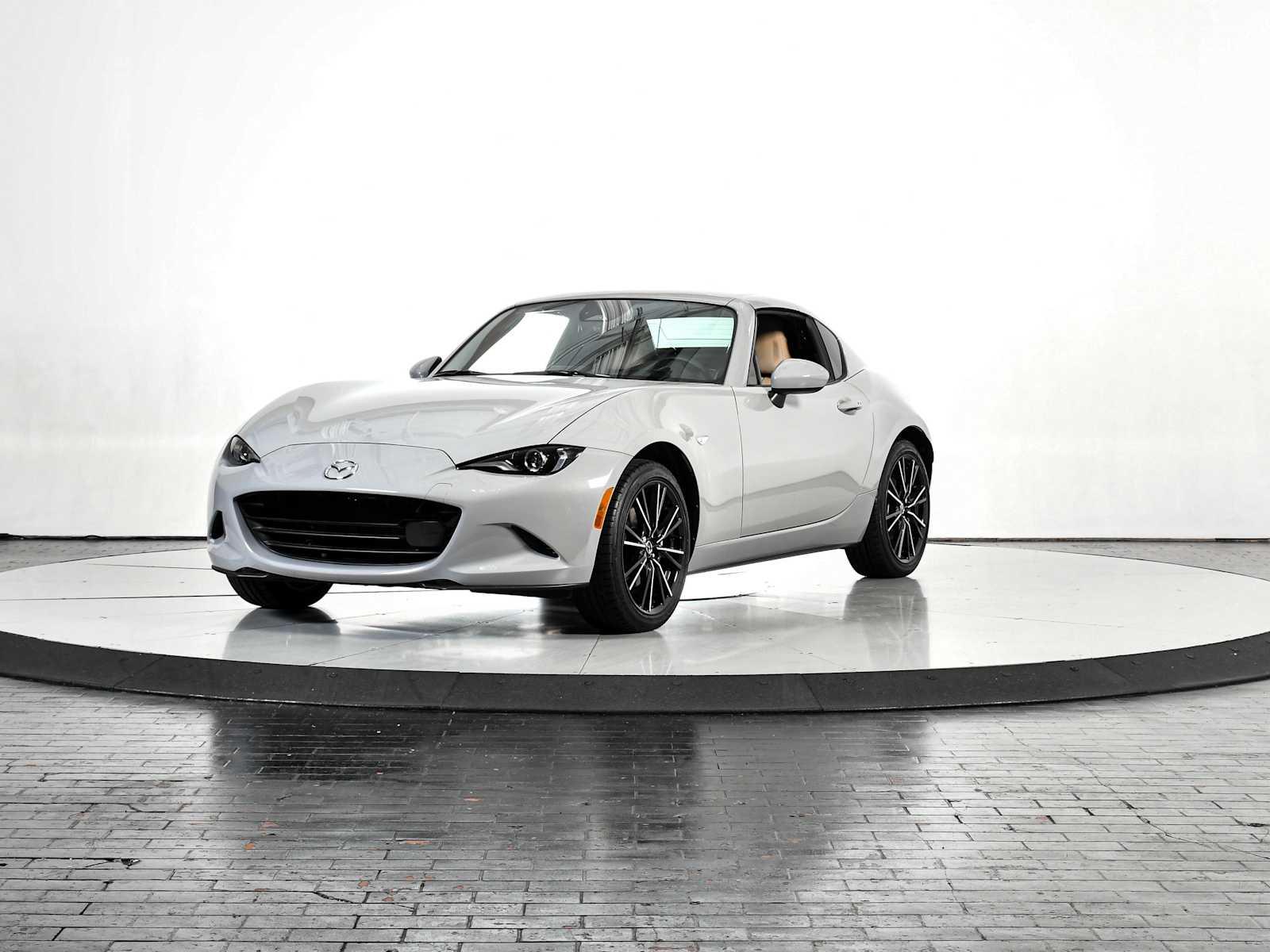 2024 Mazda MX-5 Miata RF Grand Touring's photo