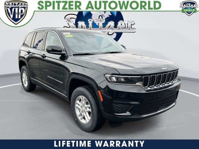 2025 Jeep Grand Cherokee Laredo's photo