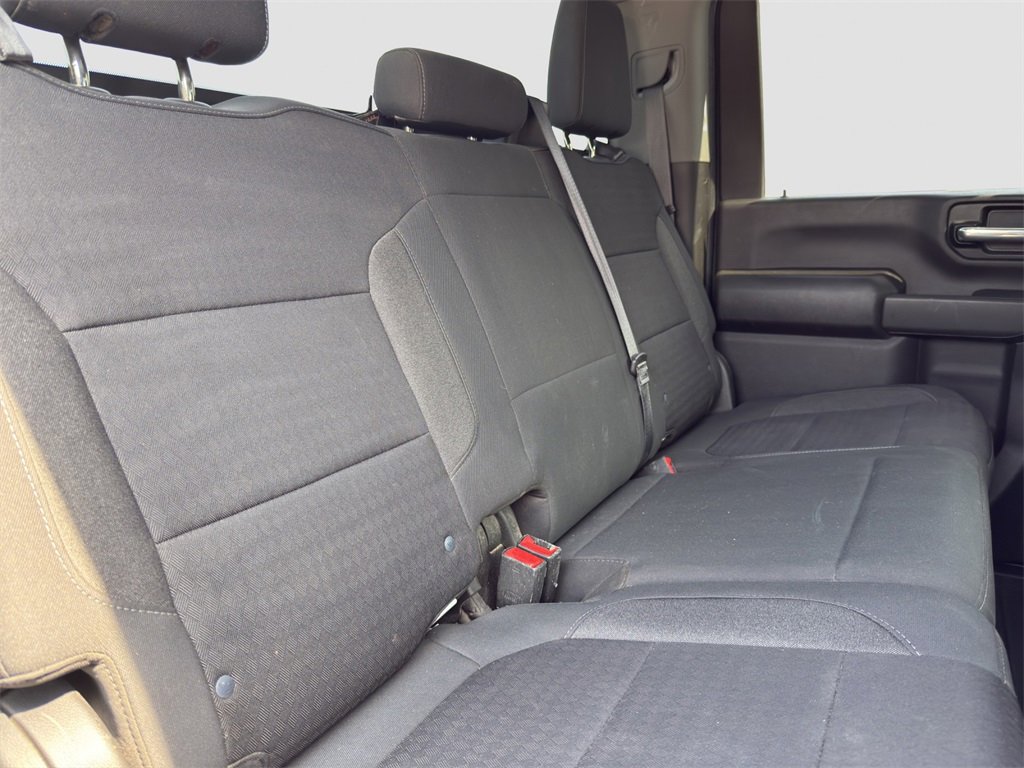 2021 Chevrolet Silverado LT photo 19