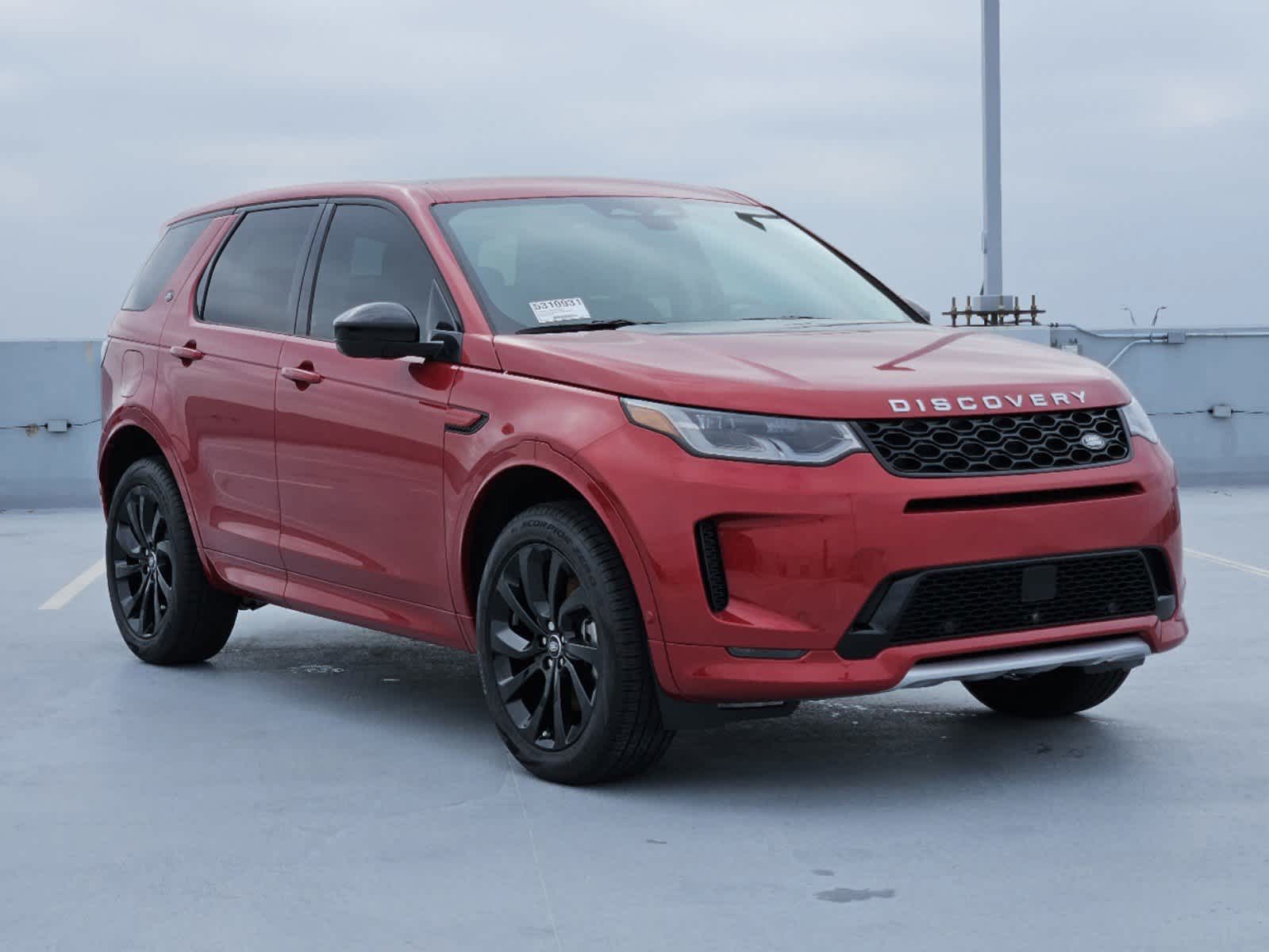 2025 Land Rover Discovery Sport S photo 3