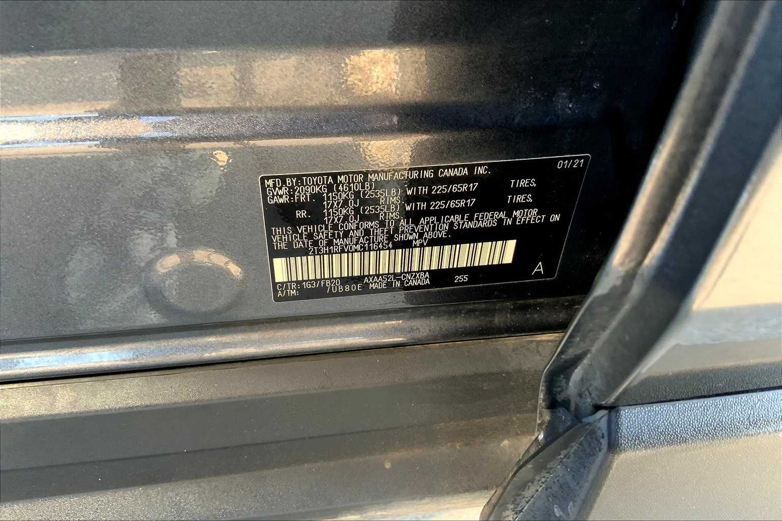 2021 Toyota RAV4 LE photo 35